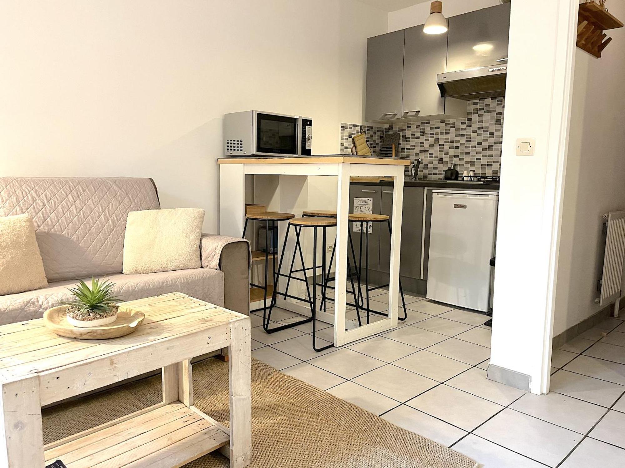 Appartamento Studio lumineux à Annecy Esterno foto